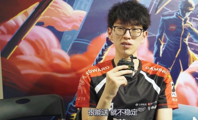 8换1获超巨，火箭队缺啥补啥？名嘴认可斯通交易：他能轻松轰27分