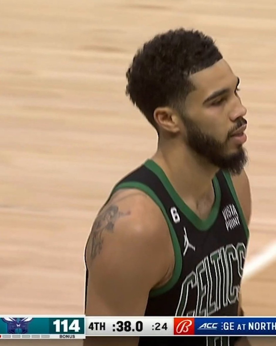 凭借坚韧的 凭借坚韧的