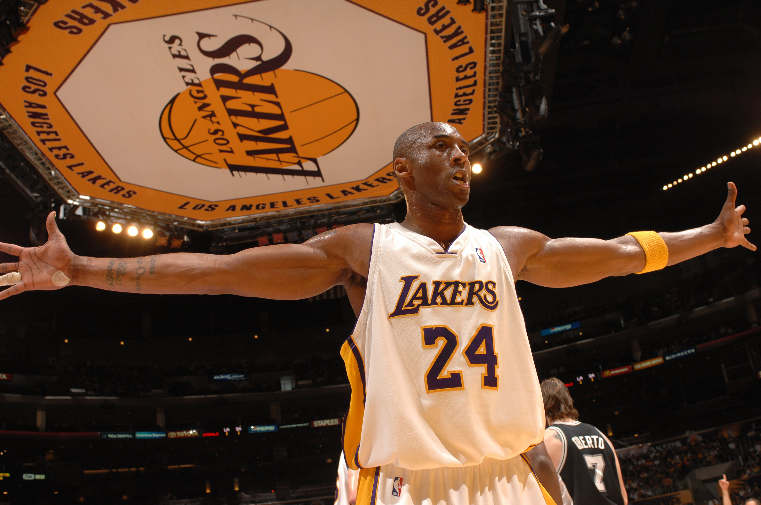 再次在竞争 再次在竞争