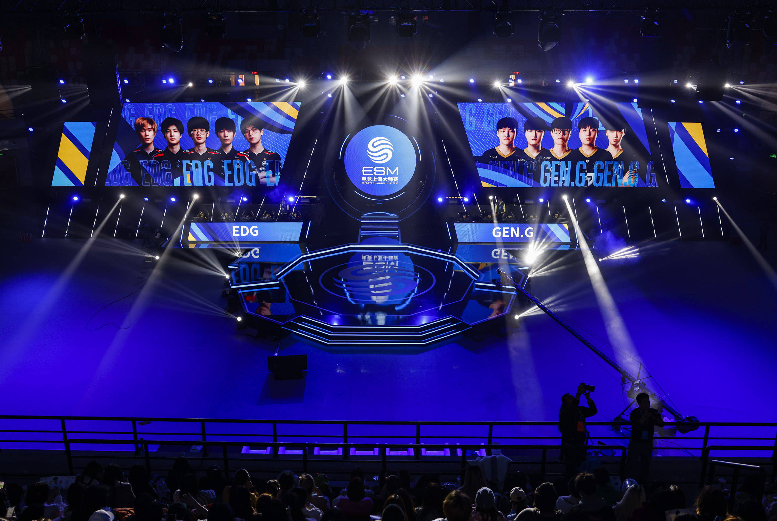 连续的三分 连续的三分