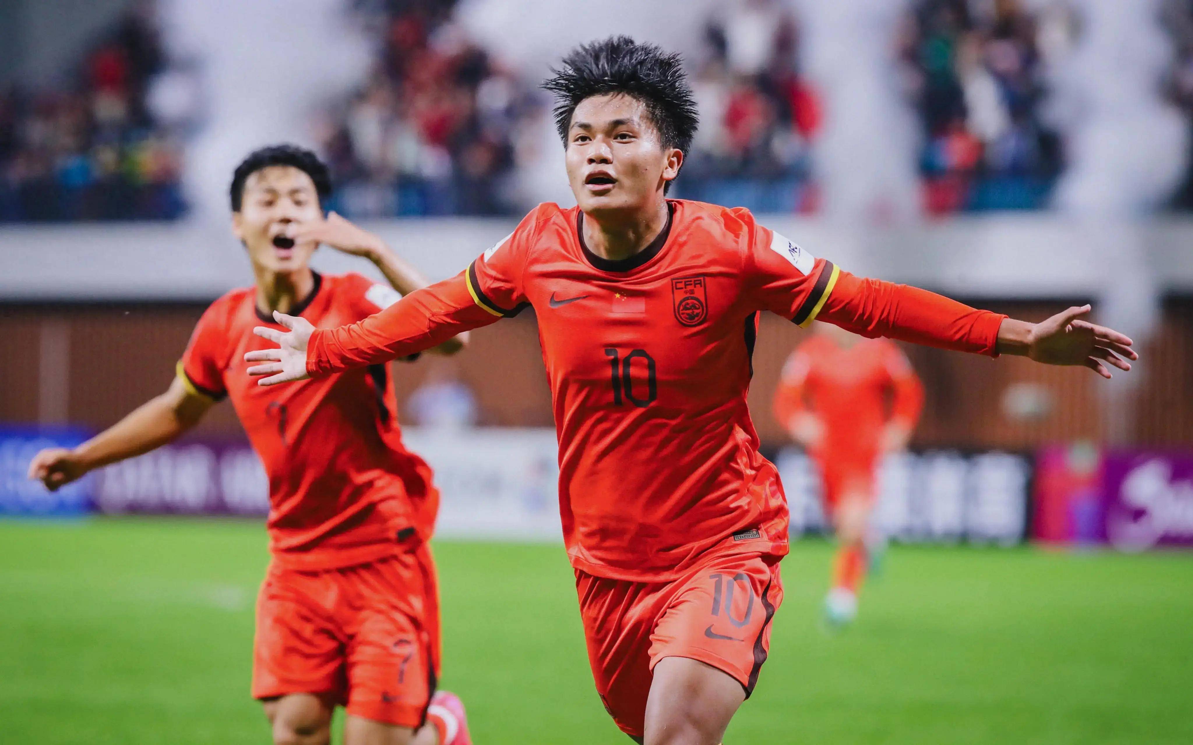 并延展到佩 并延展到佩